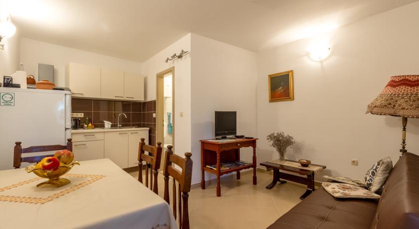 Apartment Old Stone House Lokva Rogoznica Room photo